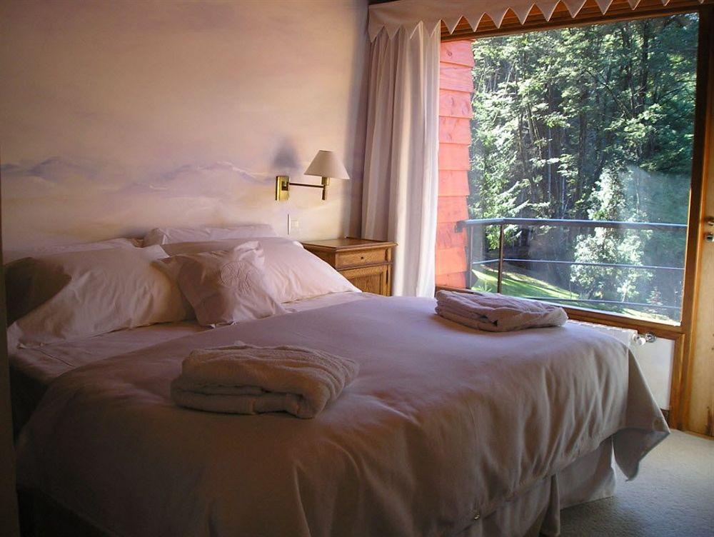 Patagonia Paraiso - Hotel Boutique On Lake Beach Вилья-ла-Ангостура Экстерьер фото