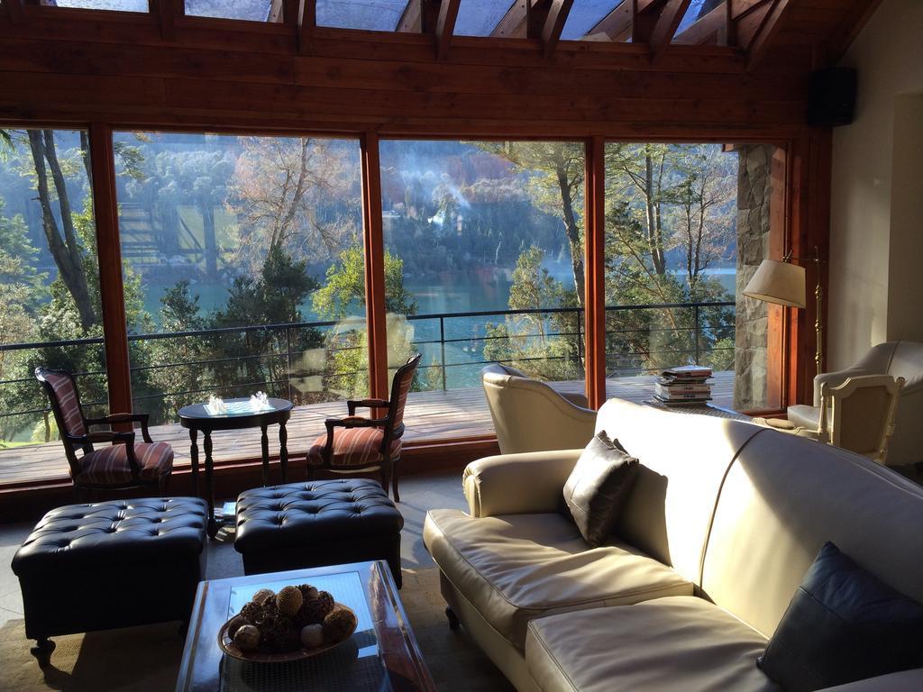 Patagonia Paraiso - Hotel Boutique On Lake Beach Вилья-ла-Ангостура Экстерьер фото