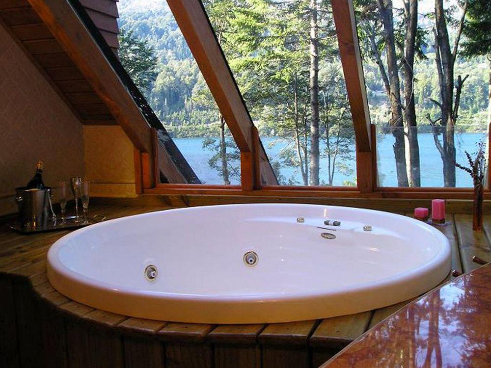 Patagonia Paraiso - Hotel Boutique On Lake Beach Вилья-ла-Ангостура Экстерьер фото