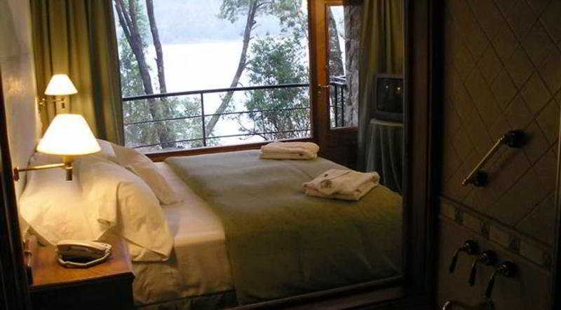 Patagonia Paraiso - Hotel Boutique On Lake Beach Вилья-ла-Ангостура Экстерьер фото