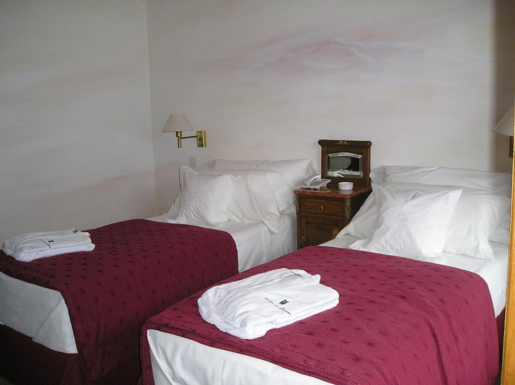 Patagonia Paraiso - Hotel Boutique On Lake Beach Вилья-ла-Ангостура Экстерьер фото