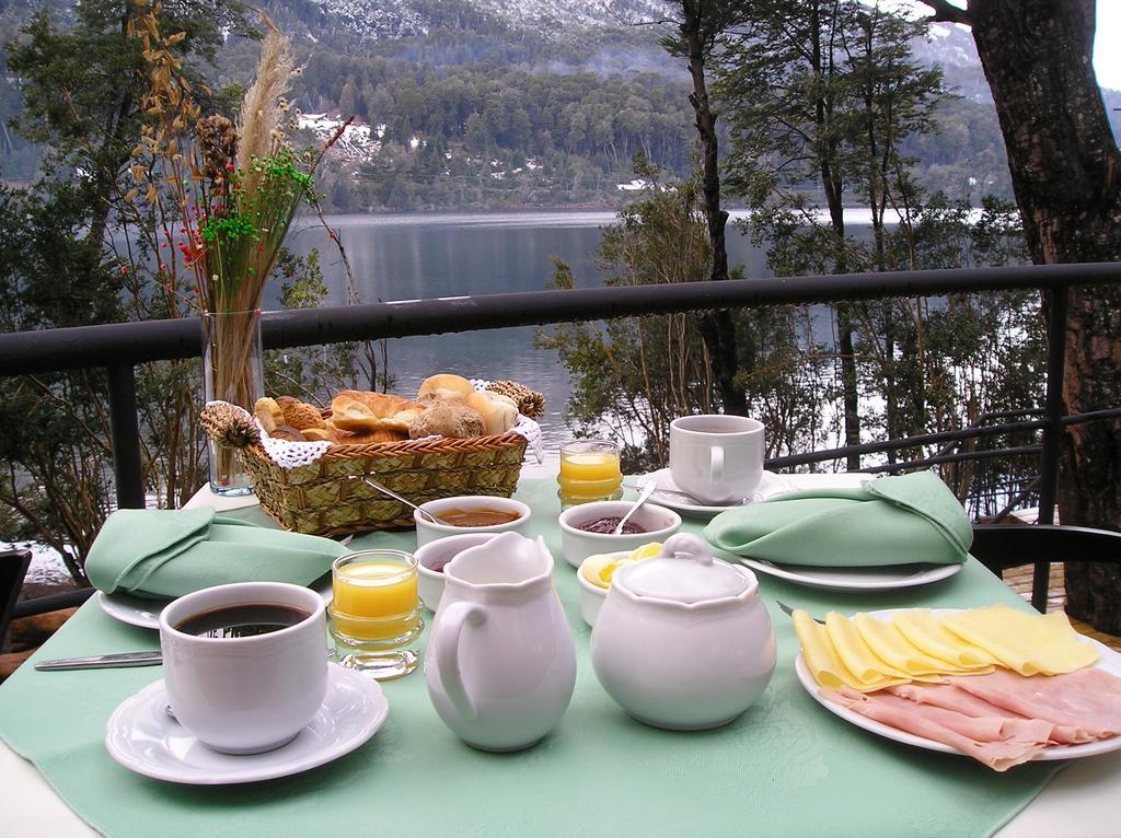 Patagonia Paraiso - Hotel Boutique On Lake Beach Вилья-ла-Ангостура Экстерьер фото
